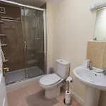 Casa de Férias Laal Field House