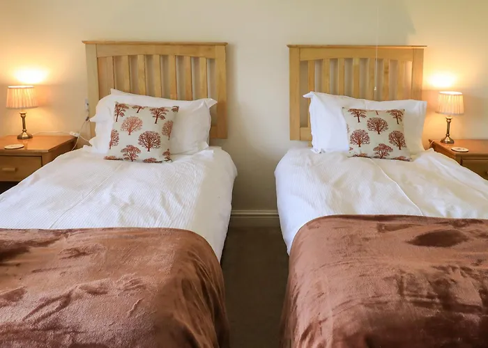 Laal Field House بيت للعطل كيسويك